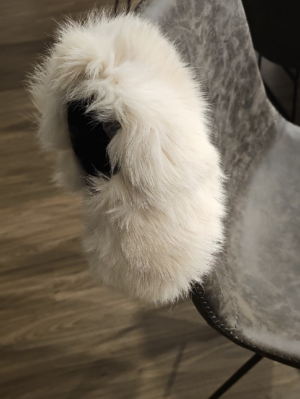 Fur Headband - Picture 3 of 5